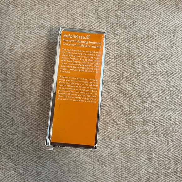 KATE SOMERVILLE ExfoliKate Intensive Pore Exfoliating Treatement - Picture 7 of 9
